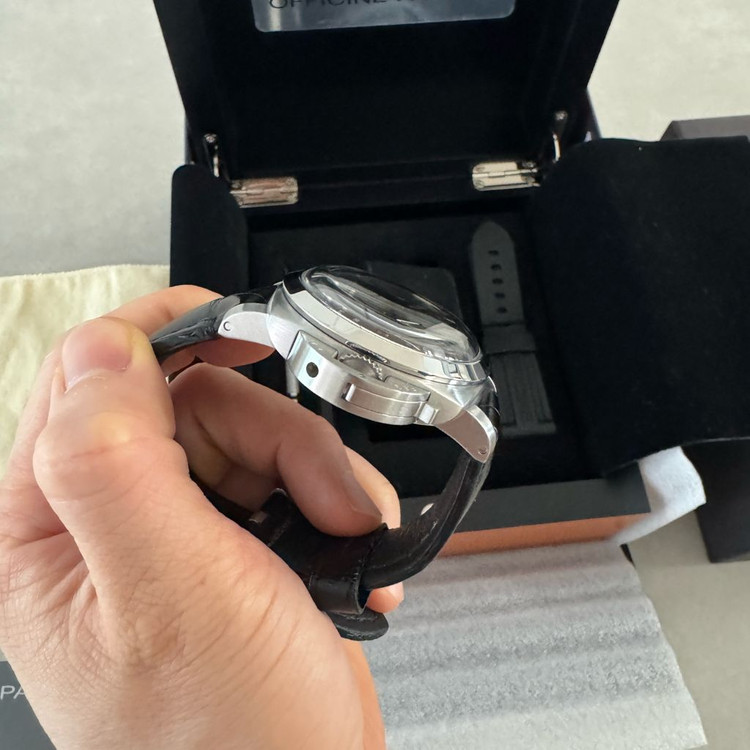 파네라이 PAM233 갓삼삼 판매합니다 이미지