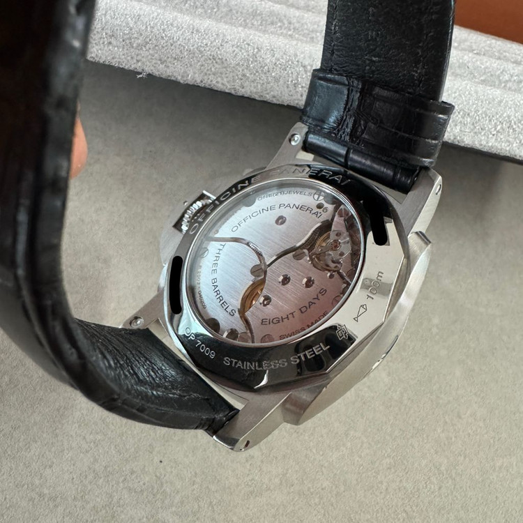 파네라이 PAM233 갓삼삼 판매합니다 이미지