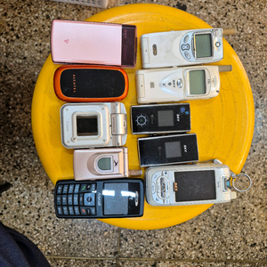 수집용휴대폰 이미지