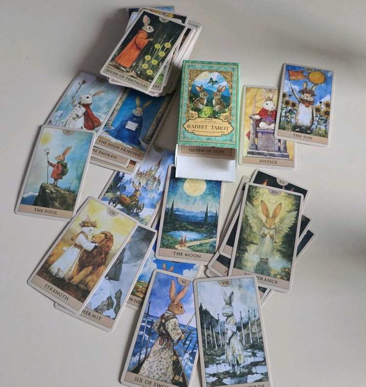 고전풍 래빗 타로카드 이미지