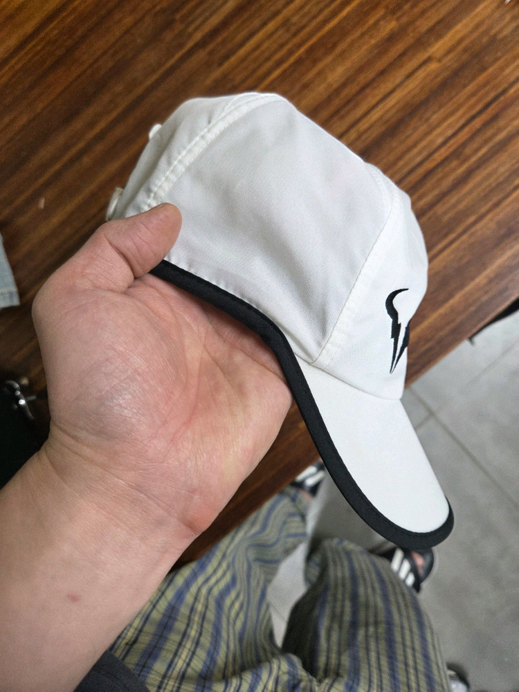 나이키 드라이핏 라파 테니스 코트 기능성 모자프리 이미지