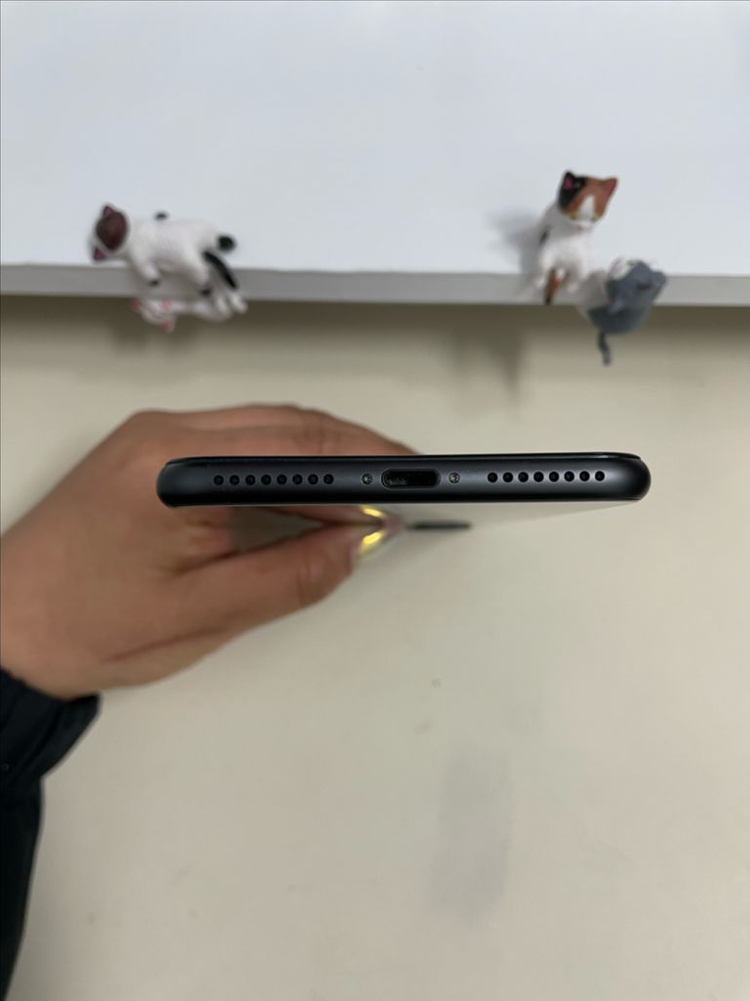 아이폰8플러스 64G 그레이 SSS급! 이미지