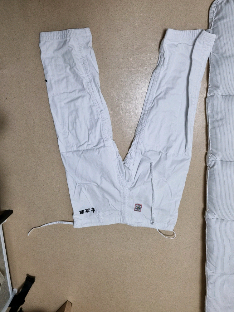 이폰기어 선수용 유도복(165) 이미지