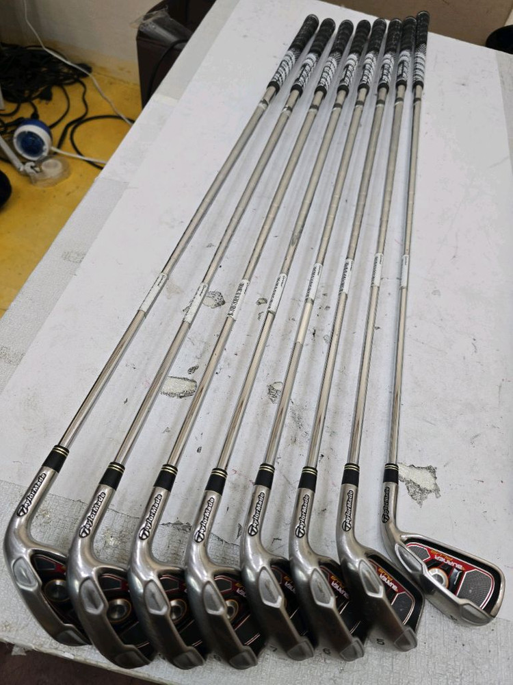 40만 테일러메이드 버너 경량스틸 아이언 등 남성용 중고골프채 풀세트 이미지