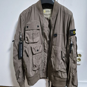 내셔널지오그래픽 테리 유틸리티 항공점퍼(L 사이즈) 이미지