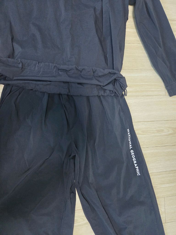 내셔널지오그래픽키즈 냉감기능성 상하복 셋트 170사이즈-택포 8만원 이미지