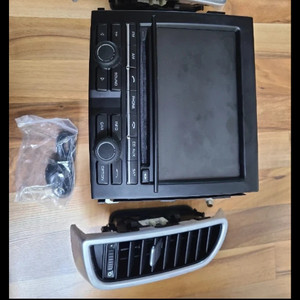 포르쉐 카오디오 + 에어컨 송풍구 이미지