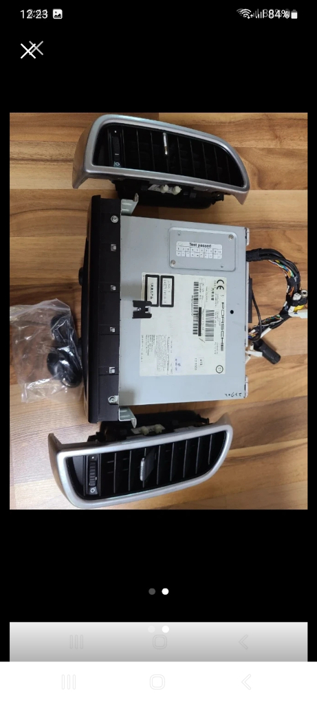 포르쉐 카오디오 + 에어컨 송풍구 이미지