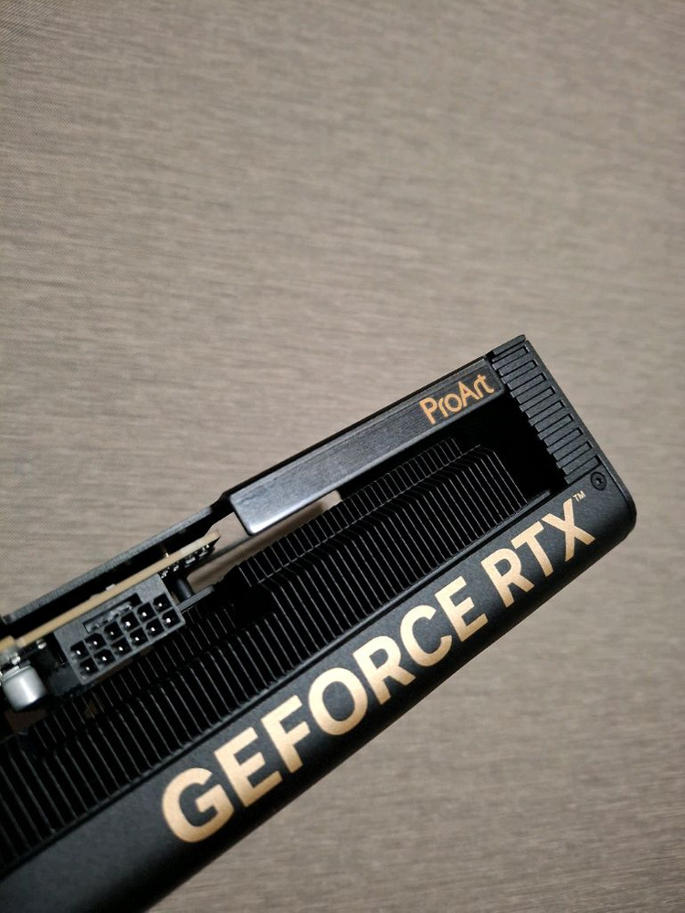 24시간 세일! 보증O) 민트급 Asus RTX4070TI 12GB Proart 그래픽카드 이미지