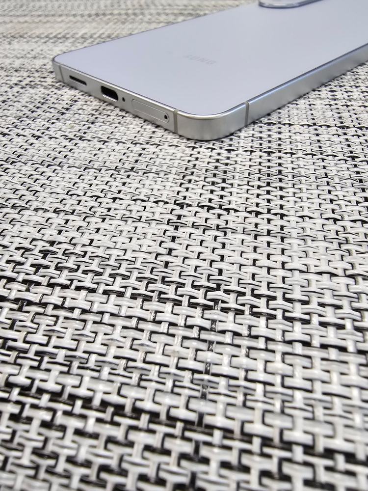 (신폰급) 갤럭시 S25엣지 256G 아이스블루 25년 8월개통 정상해지 초S급 선물용 70만팝니다@ 이미지