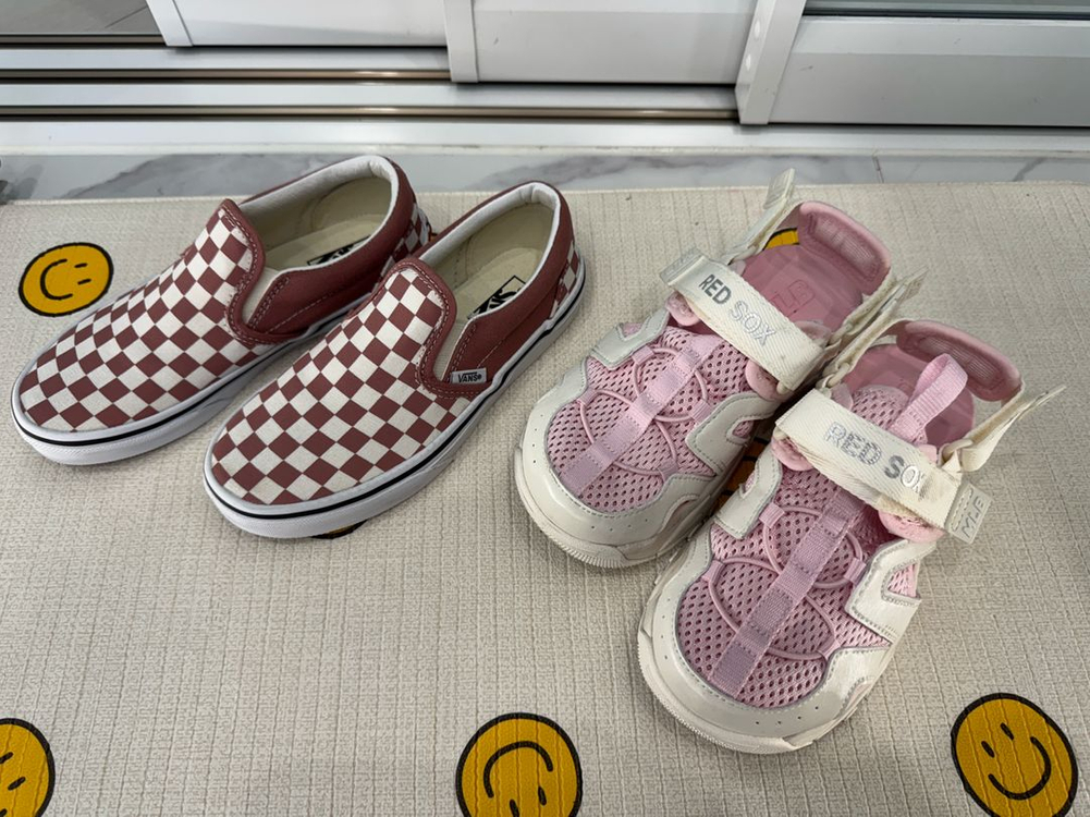 남아, 여아 신발 / 머리핀 / 목도리/ 모자 /육아서 이미지