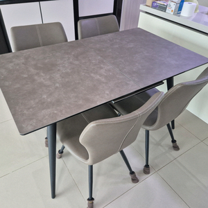 확장형(4인용->6인용) 고급 세라믹 식탁 판매해요! (의자포함) 이미지