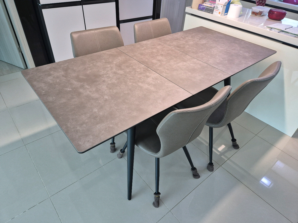확장형(4인용->6인용) 고급 세라믹 식탁 판매해요! (의자포함) 이미지