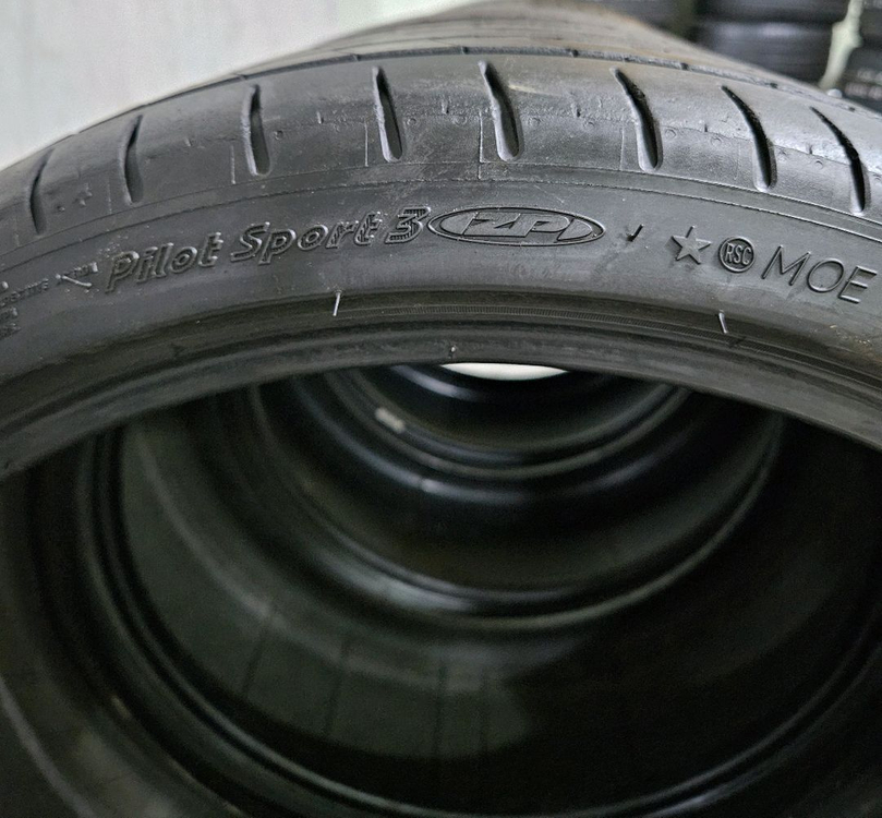 245 35 20 / 275 30 20 #2453520 #2753020 미쉐린 차량 한대분 이미지