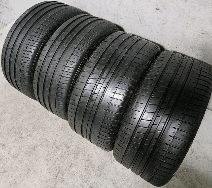 245 35 20 / 275 30 20 #2453520 #2753020 미쉐린 차량 한대분 이미지