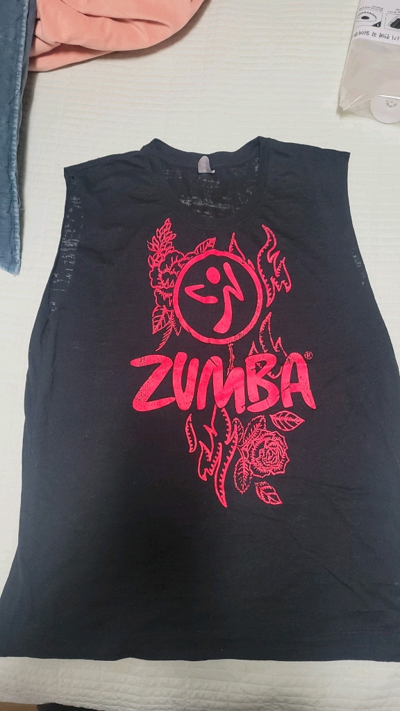 줌바 옷 이미지