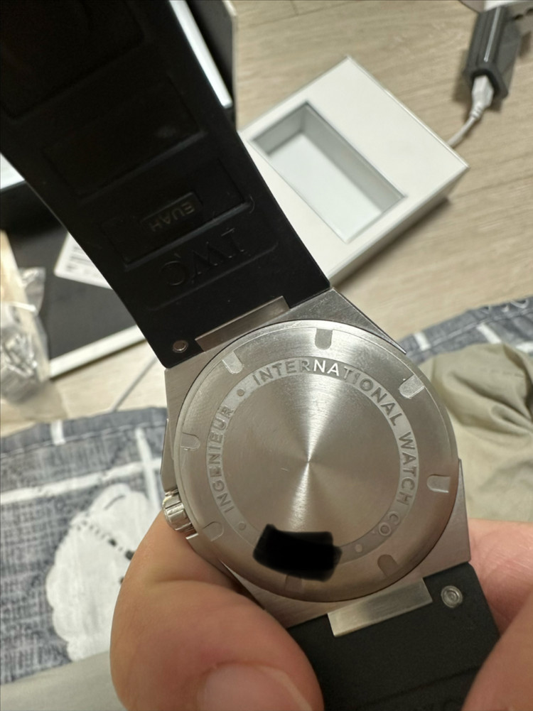 iwc 인제니어 흰판 구형 이미지