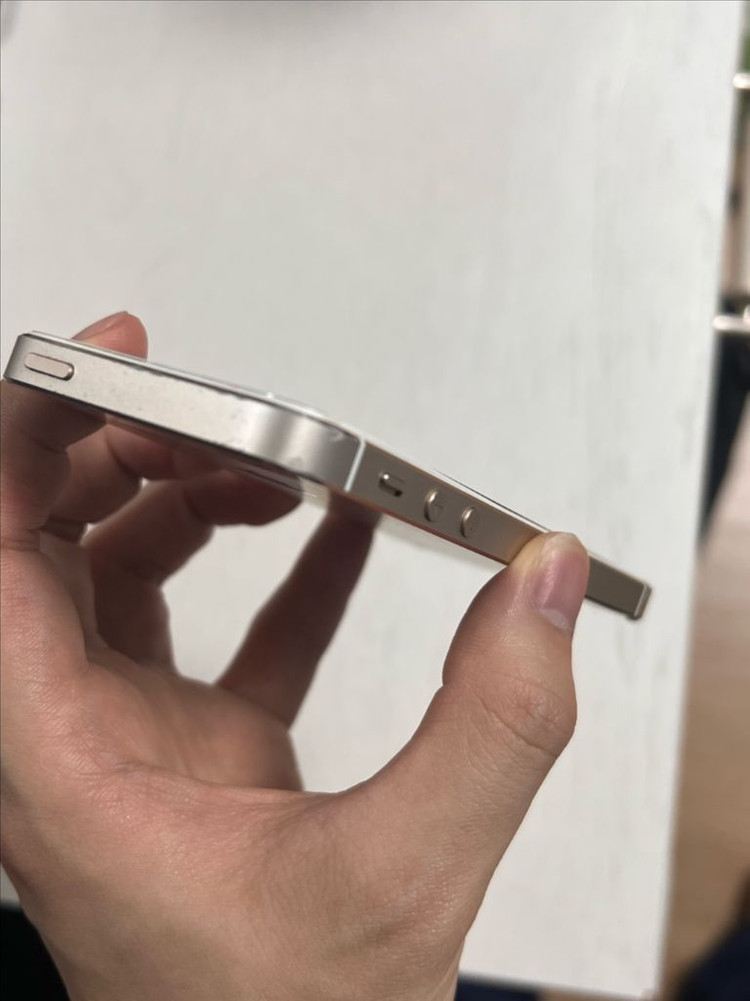 아이폰 5s 16기가 골드 카메라 무음 이미지