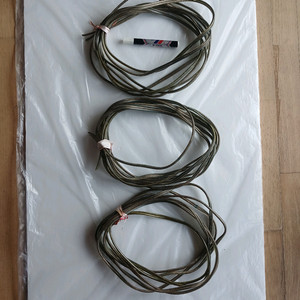 스피커 케이블 이미지