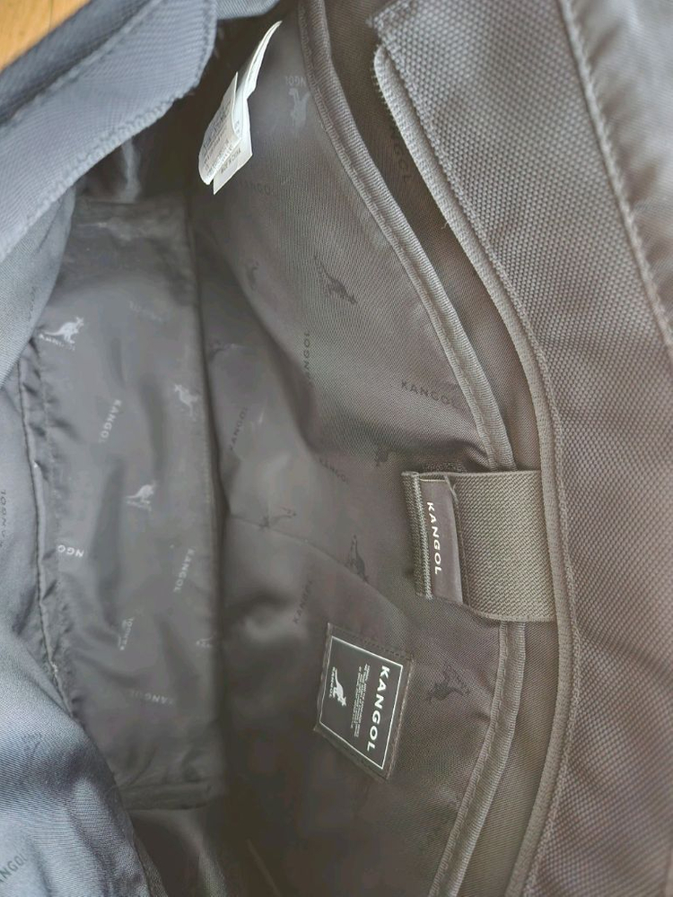 캉골 블랙 메신저백 이미지