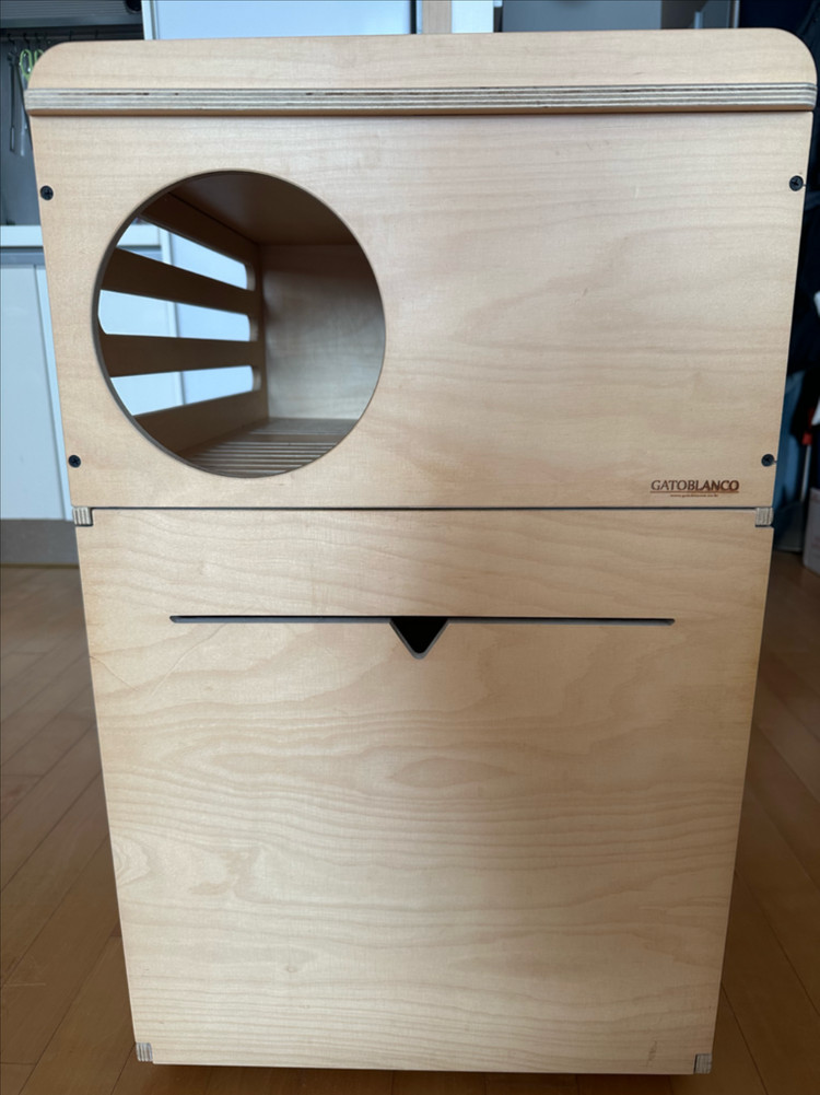 가또블랑코 원목 복층 화장실 고양이 배변 사막화 방지, 스크래쳐, 높이 조절 식탁 이미지