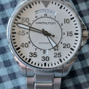 해밀턴 카키 에비에이션 42 이미지