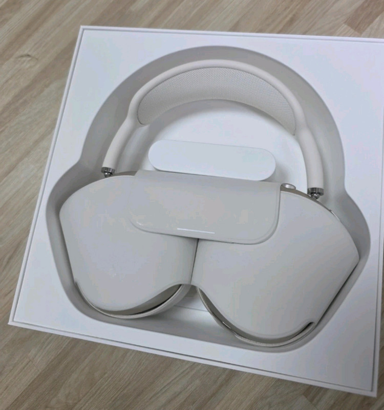 애플 에어팟 맥스 스타라이트 이미지