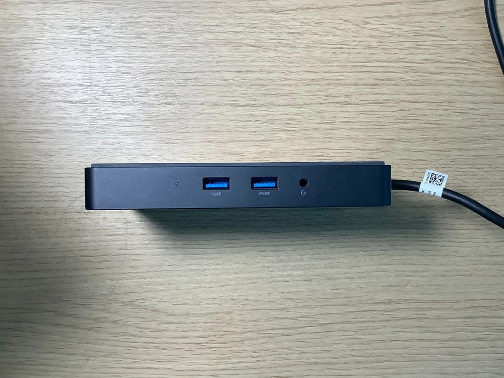 Dell K17A001 노트북 도킹 및 180 W 전용 어댑터 이미지