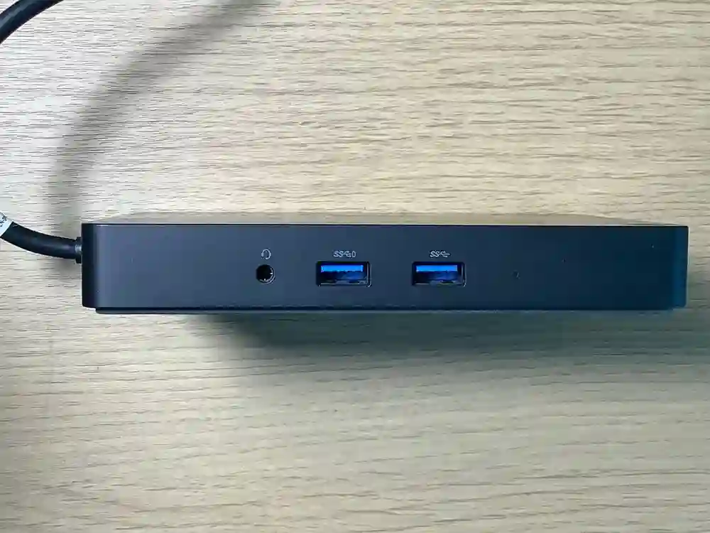 Dell K17A001 노트북 도킹 및 180 W 전용 어댑터 이미지