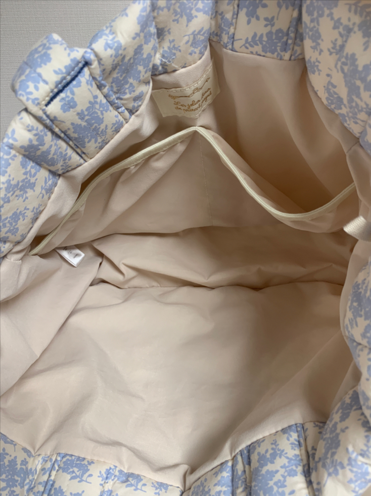 프레젠트프로젝트 앤디플로럴 밤비백 이미지