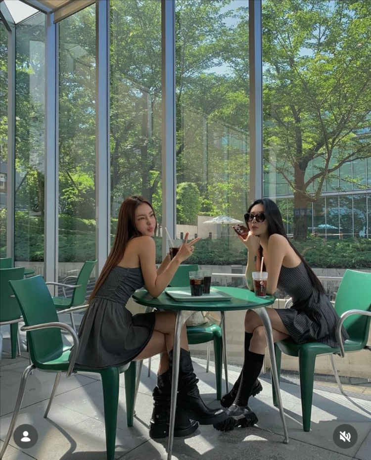 (새상품) 페일제이드 튜브 탑 드레스 원피스 챠콜 차콜 이미지