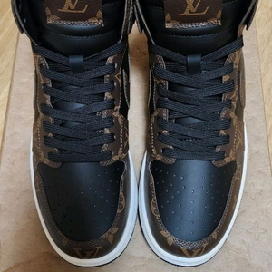 나이키 에어조던1 하이탑 패턴 운동화 275 이미지