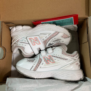 뉴발란스 키즈 운동화 150 이미지