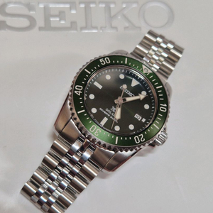 주우재 시계 SNE583(롱아일랜드 쥬빌레) 이미지