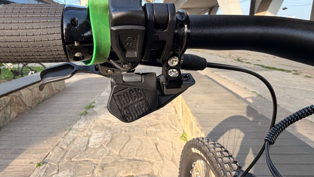 전기 MTB 자전거 이미지