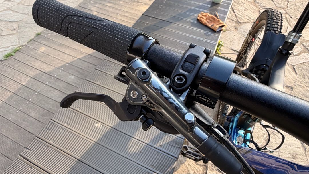 전기 MTB 자전거 이미지
