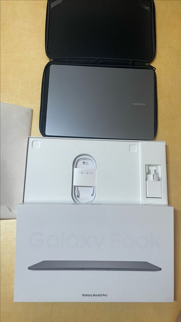 갤럭시북5 프로 NT960XHA-K71AR 울트라7 32GB 16인치 노트북 이미지