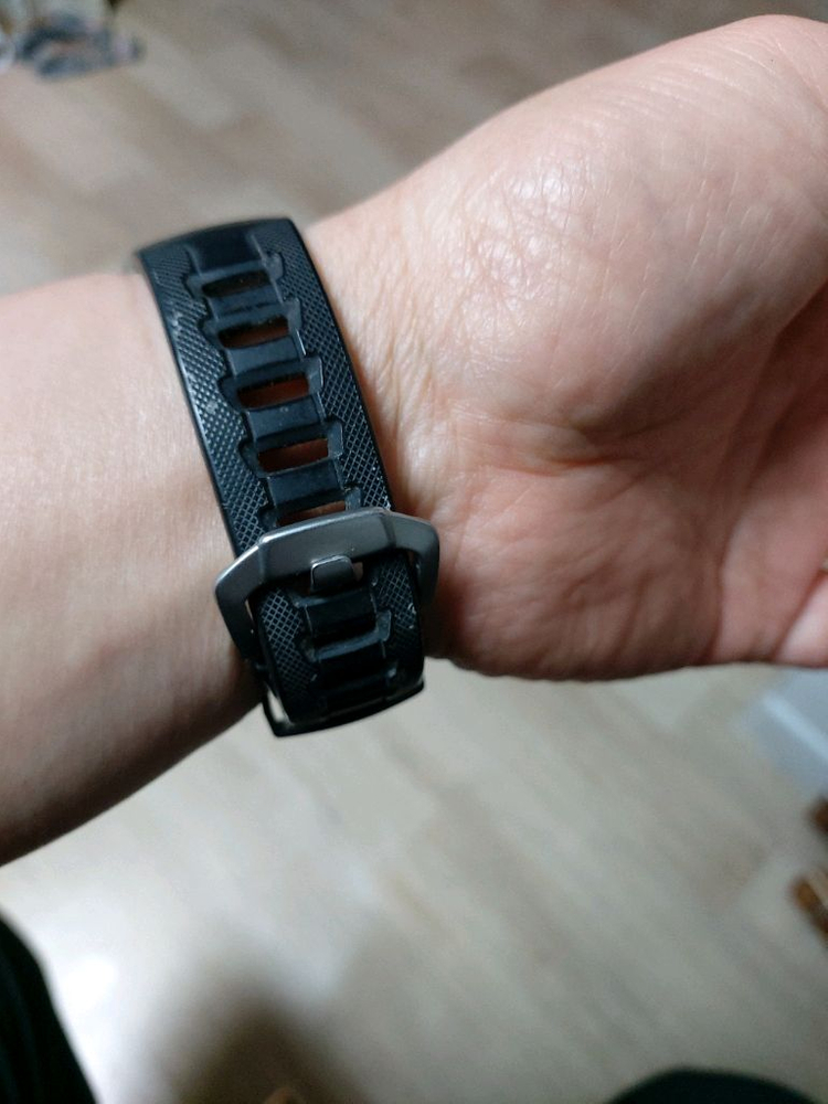 카시오 프로트렉 터프솔라 전자시계 이미지