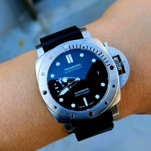 판/교)파네라이 섭머저블 pam2973 팝니다 이미지