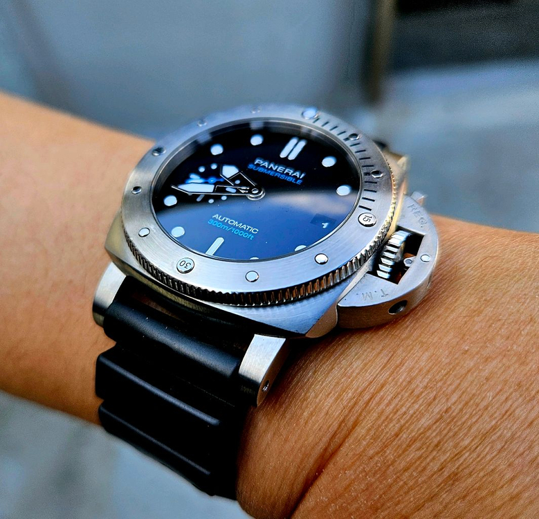 판/교)파네라이 섭머저블 pam2973 팝니다 이미지