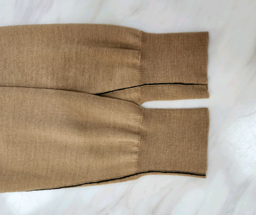 [좋습니다 남성용] 닥스 울 100% 니트 가디건 100 사이즈 (가니 아미 랑방 마인 폴로 랄프로렌 us폴로) 이미지