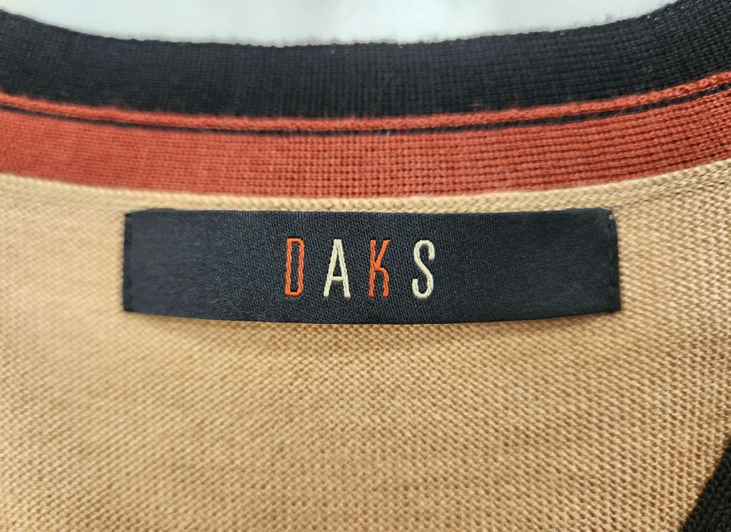 [좋습니다 남성용] 닥스 울 100% 니트 가디건 100 사이즈 (가니 아미 랑방 마인 폴로 랄프로렌 us폴로) 이미지