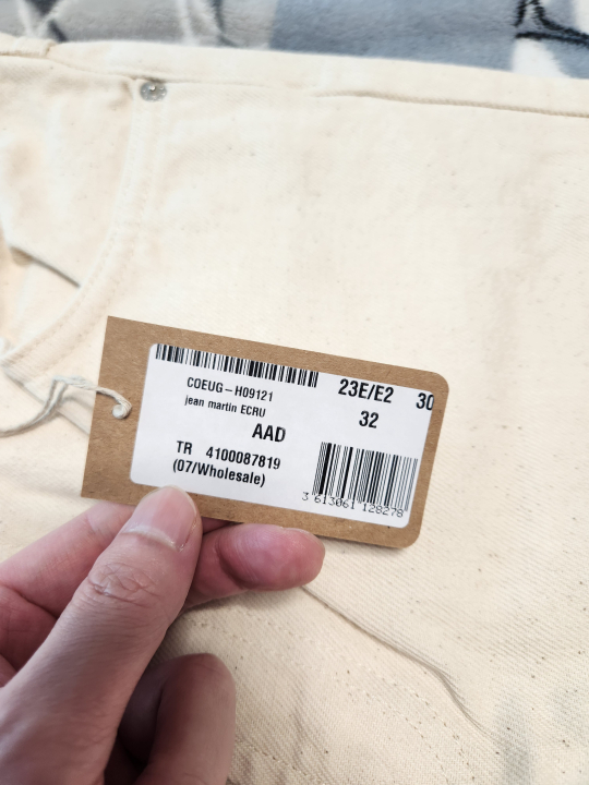 아페쎄 마틴진 크림 컬러 32사이즈 팝니다 a.p.c. martin ecru 이미지