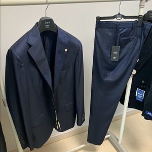 지이크 수트 (kiton 패밀리 카를로바베라 원단) 이미지