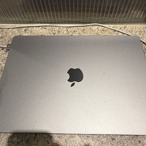 [신품급/배터리 100%] 맥북 에어 15 M2 (사이클 13회) 이미지