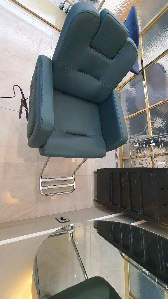 미용실 전동 의자 이미지