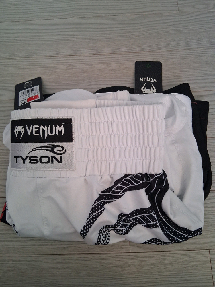 베넘 마이크 타이슨 복싱 2개 컬러 이미지