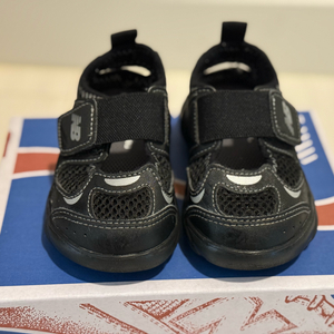 뉴발란스 프리들 130 이미지