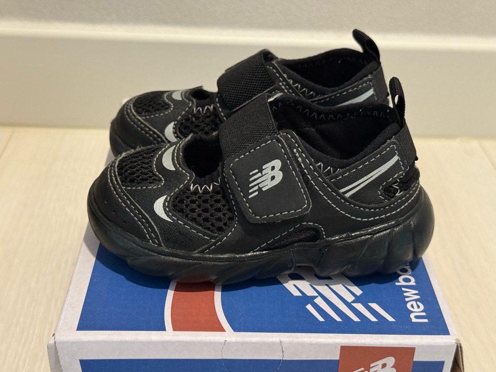 뉴발란스 프리들 130 이미지