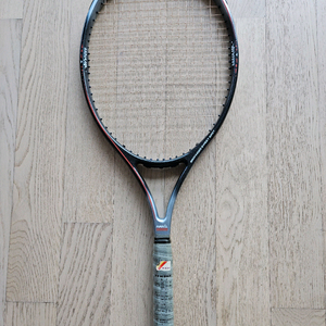 테니스 라켓 팝니다 이미지